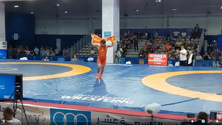 Македонскиот борач Нуров по голем пресврт освои злато на Медитаранските игри во Алжир