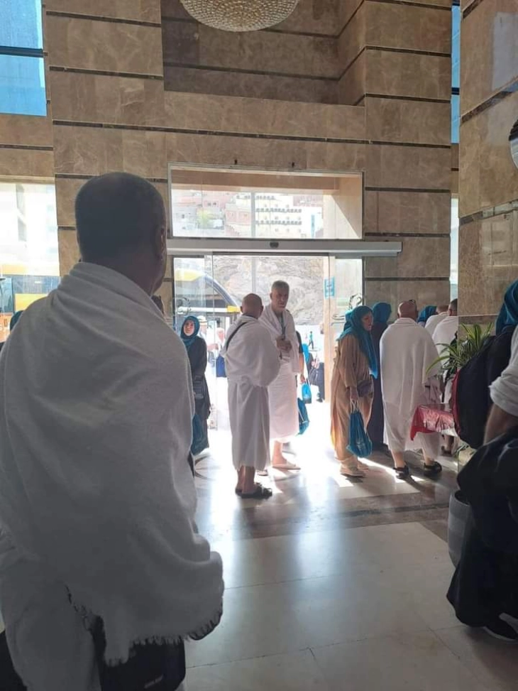 Дебарските аџии стигнаа во Мека каде годинава се 919 верници од земјава