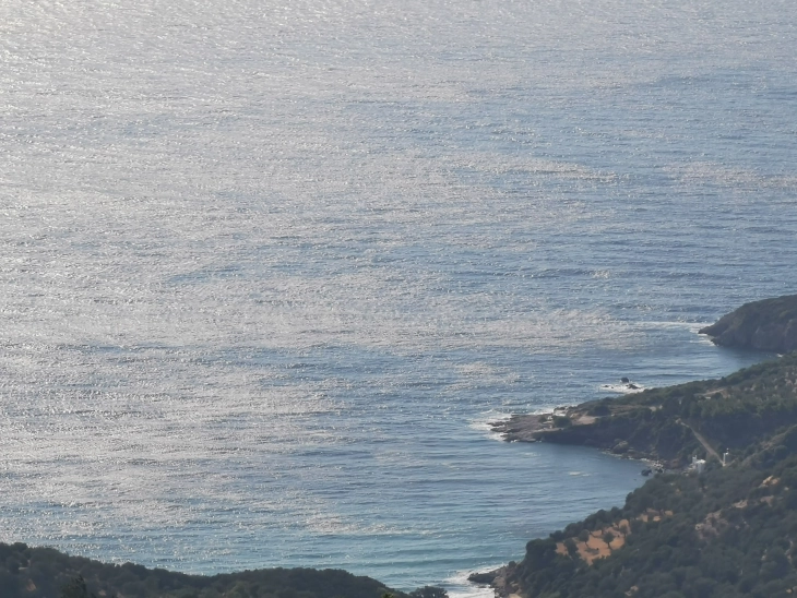 Се урна хеликоптер во близина на грчкиот остров Самос – спасен најмалку еден член на екипажот (ДПЛ)