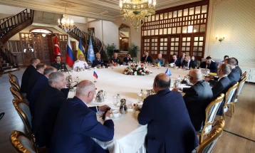 Постигнат договор во преговорите во Истанбул за деблокирање на извозот на украинско жито