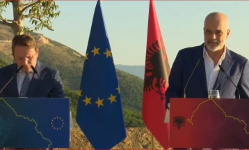 Рама: Се надевам исходот од дебатата ќе биде позитивен, во спротивно ќе бараме одвојување од Северна Македонија
