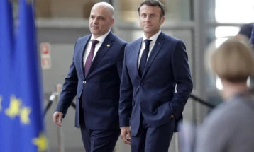 Макрон: Франција ќе застане покрај Северна Македонија за време на првата меѓувладина конференција