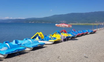 Сместувачките капацитети на охридското крајбрежје речиси полни