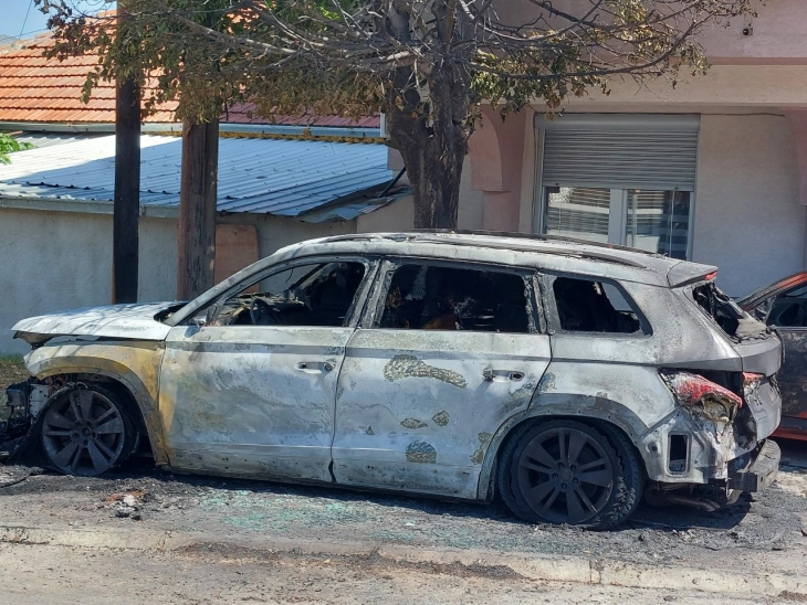Приведени две лица во случајот со запаленото возило на пратеникот Ристески