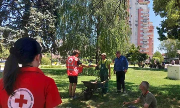 Акција на Црвен крст Куманово за справување со топлотниот бран