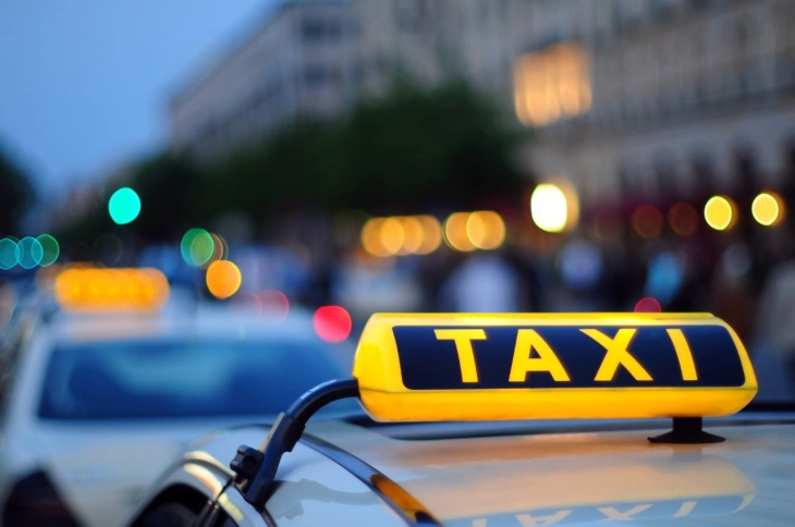 Такси-компаниите во Скопје ќе можат да ги изменат цените во три тарифи