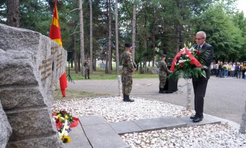 Владата го започна чествувањето во знак на почит кон загинатите армиски резервисти кај Карпалак