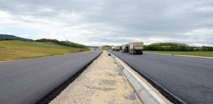 Ќе се избира нов надзор за автопатите што ќе ги гради „Бехтел и Енка“