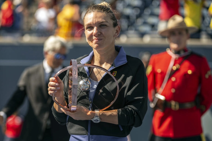 Халеп победничка на турнирот во Торонто