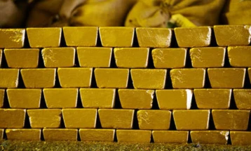 Редуцираниот графен-оксид може ефикасно да издвои злато од електронски отпад