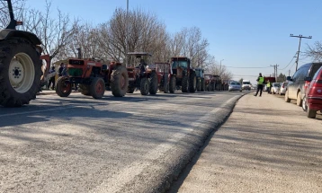 Заврши протестот на оризопроизводителите, нормализиран сообраќајот на патот Штип – Кочани