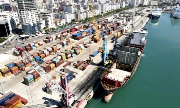 Трговскиот дефицит на Албанија за седум месеци над 1,9 милијарди евра