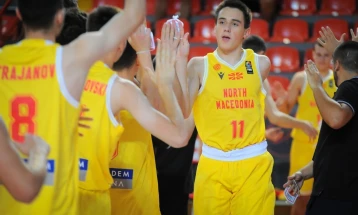 Македонските кошаркарски кадети поразени од Летонија