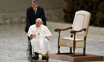 Папата Франциск утре востоличува нови кардинали