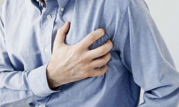 Знаци на срцев удар може да се појават денови пред нападот