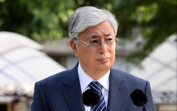 Казахстанскиот претседател повика на предвремени избори