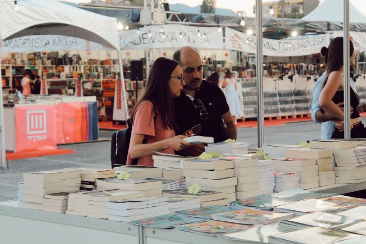Фестивал на книга на отворено во Скопје, присутни 30 домашни издавачки куќи