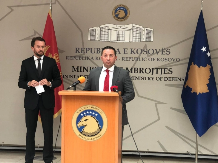 Косово и Црна Гора потпишаа меморандум за соработка во одбраната