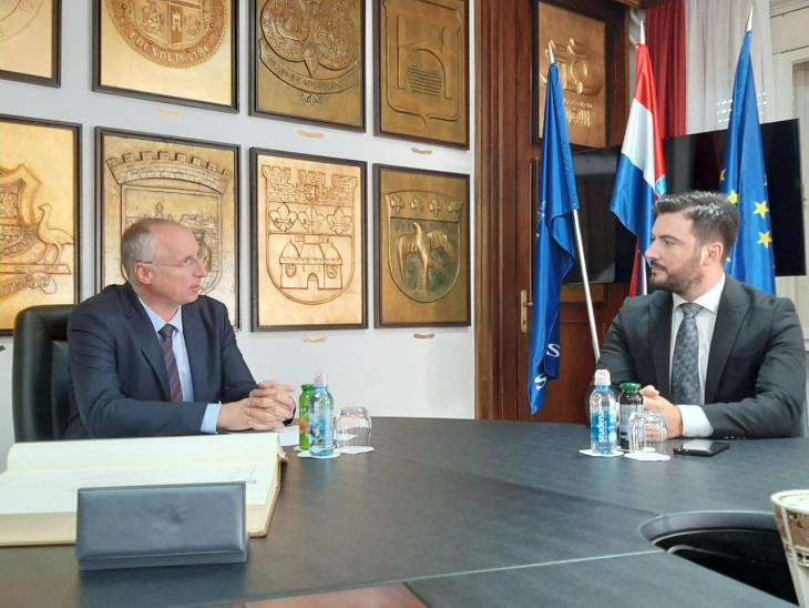 Градоначалникот на Штип во работна посета на збратимениот град Сплит