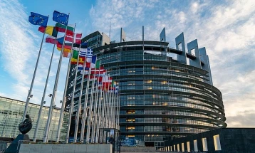 Европратениците го заоструваат текстот за увоз на призводи од обесшумени земјишта во ЕУ