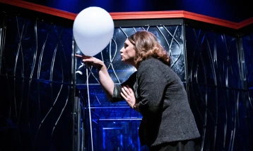 Драмски театар со монодрамата „Кармен“ гостува во Велес