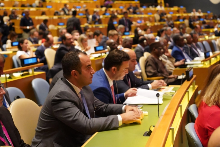 Министерот Шаќири на тркалезна маса на лидери на Самитот на ОН за трансформација на образованието