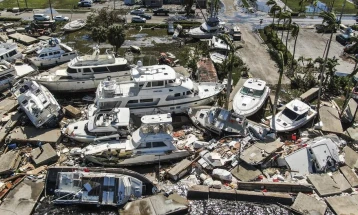 Ураганот Ијан предизвика историска штета на државата Флорида, изјави гувернерот Де Сантис