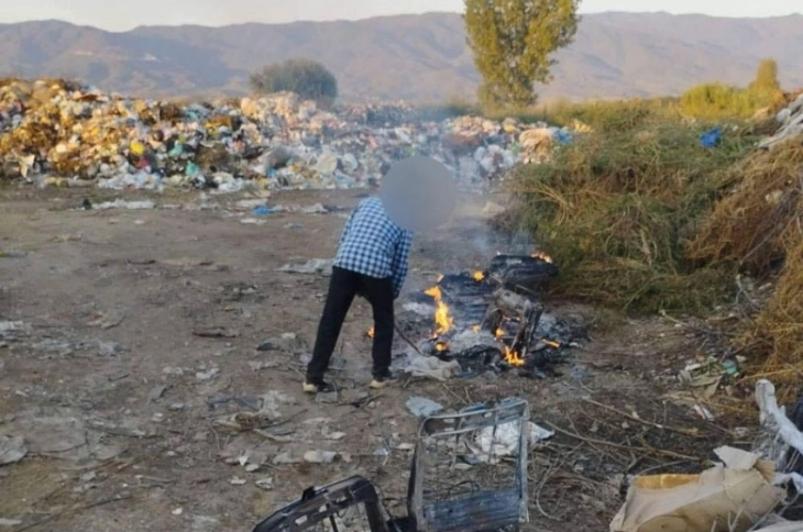Камерите „уловија“ потпалувач на депонијата во Босилово