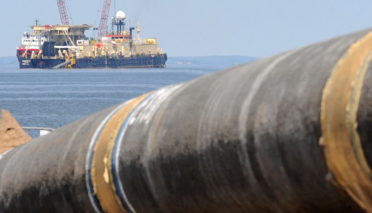 Шведска испраќа нуркачки брод за да го испита истекувањето на гасоводот Северен поток