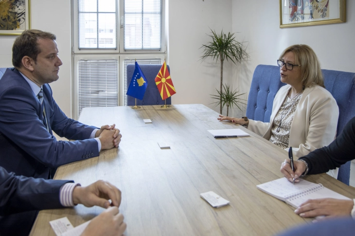 Грковска - Ќехаја: Неопходна е соработка во регионот за полесно справување со кризата