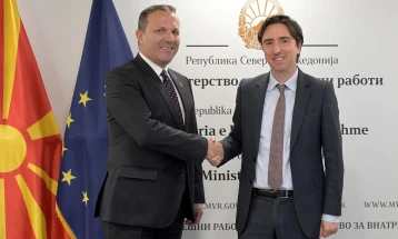 Средба на министерот Спасовски со новоименуваниот амбасадор на Обединетото Кралство, Метју Лосон