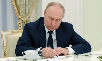 Путин одобри одложување на мобилизацијата за студентите, докторантите и лекарите на специјализација