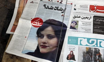 САД воведоа нови санкции за седум ирански функционери за смртта на младата Махса Амини