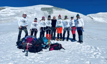 Алпинистки од Лисец-Штип се искачија на врвот Браитхорн