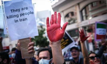 Вахиди: Нема да има револуција во Иран што ќе произлезе од протестите од изминатите три недели