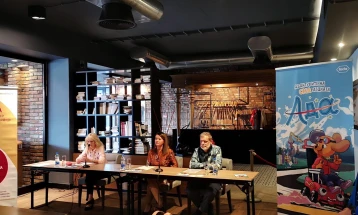 Претставен првиот детски стрип за предизвиците на пациентите со СМА - „Авантурите на СМАрагдната Ада“