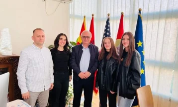 Градоначалникот Дука ги прими дебарските каратисти и вети финансиска поддршка за учествувото на Балканското првенство