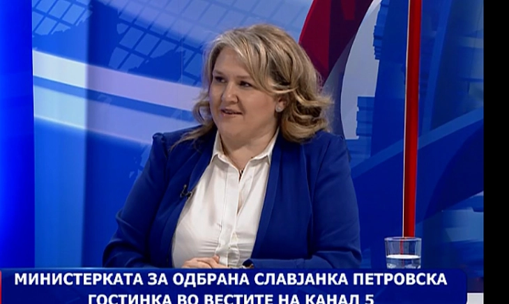 Петровска: Потпишан е договорот за набавка на системот за противвоздушна одбрана од Франција