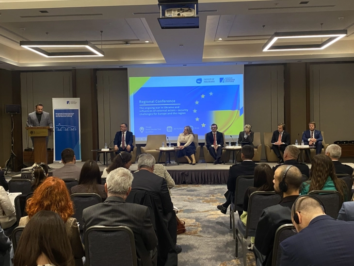 Конференција: Конфликтот во Украина бара превенирање на последиците, ЕУ се наоѓа пред поправен испит на Балканот
