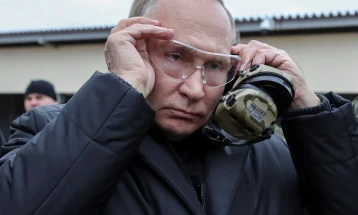 Путин ги следеше вежбите на руските стратешки нуклеарни сили