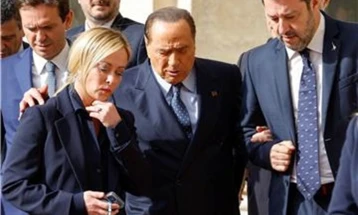 Мелони вети воена поддршка за Украина, Берлускони ја поддржа