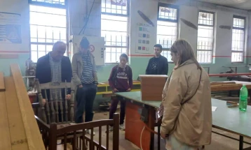 Втор циклус обуки за реупотреба на стар  мебел во Кавадарци