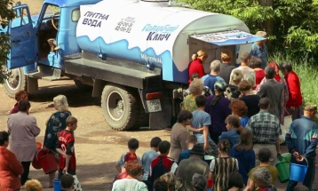 Во Киев продолжи снабдувањето со вода и електрична енергија