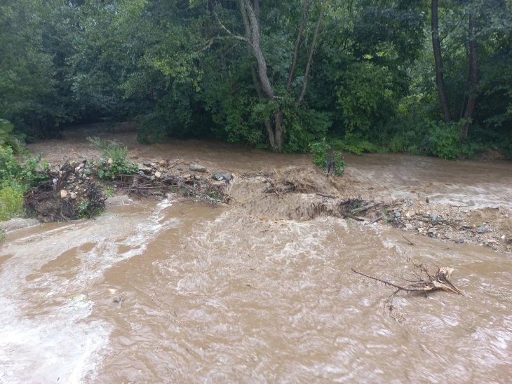 Зголемени водостоите на реките