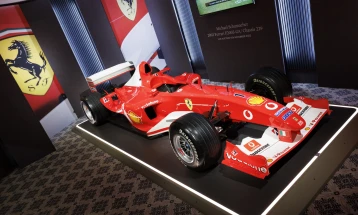 Ферарито на Шумахер продадено за рекордни 14,8 милиони долари