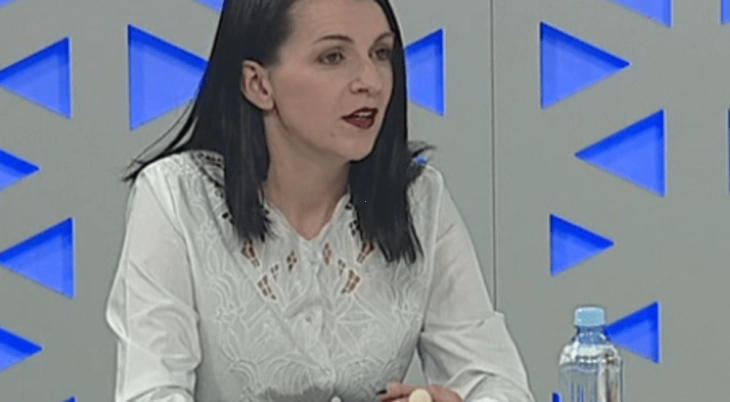Kostadinovska-Stojçevska: Nuk negociohet për gjuhën maqedonase në negociatat me Bullgarinë