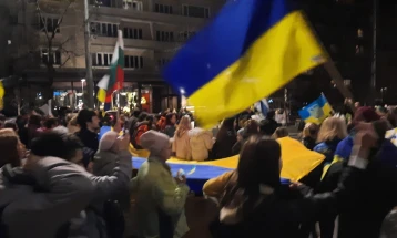 Në Sofje dhe disa qytete bullgare u mbajtën protesta të qeta për mbështetje të Ukrainës