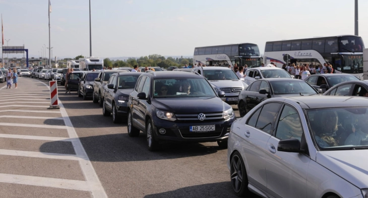 Në Tabanoc pritet rreth një orë për hyrje, në VK Bogorodicë rreth 30 minuta për dalje nga vendi