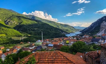 Restrikcione në furnizimin me ujë në fshatin dibran Kosovrast