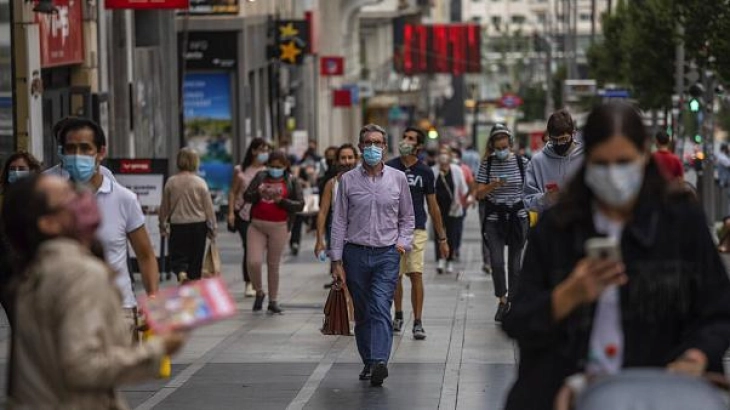 Austria heq karantinën e detyrueshme për personat pozitiv me Kovid pa simptoma